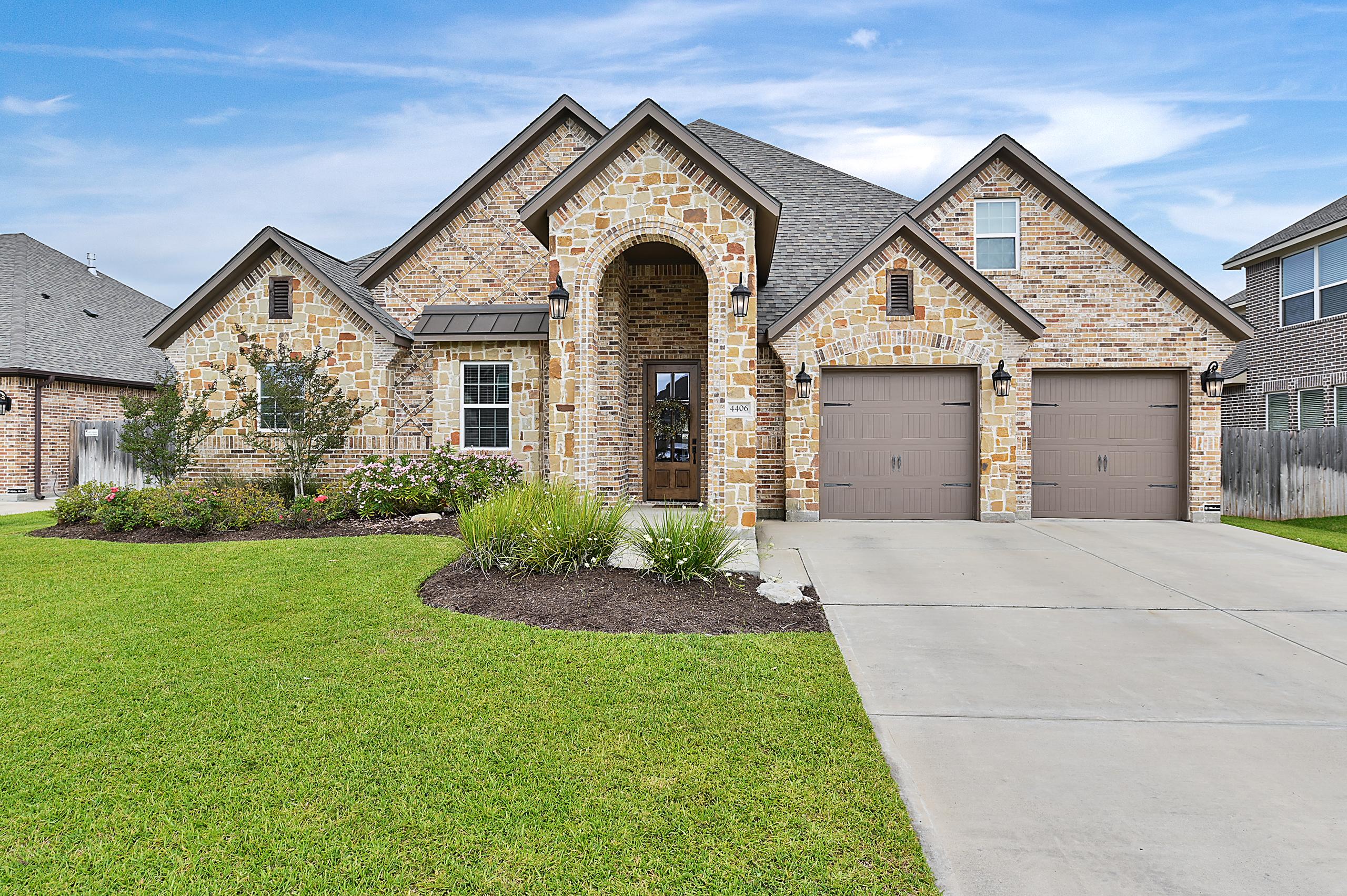 castlegate-ii-new-homes-in-college-station-texas-77845-blackstone
